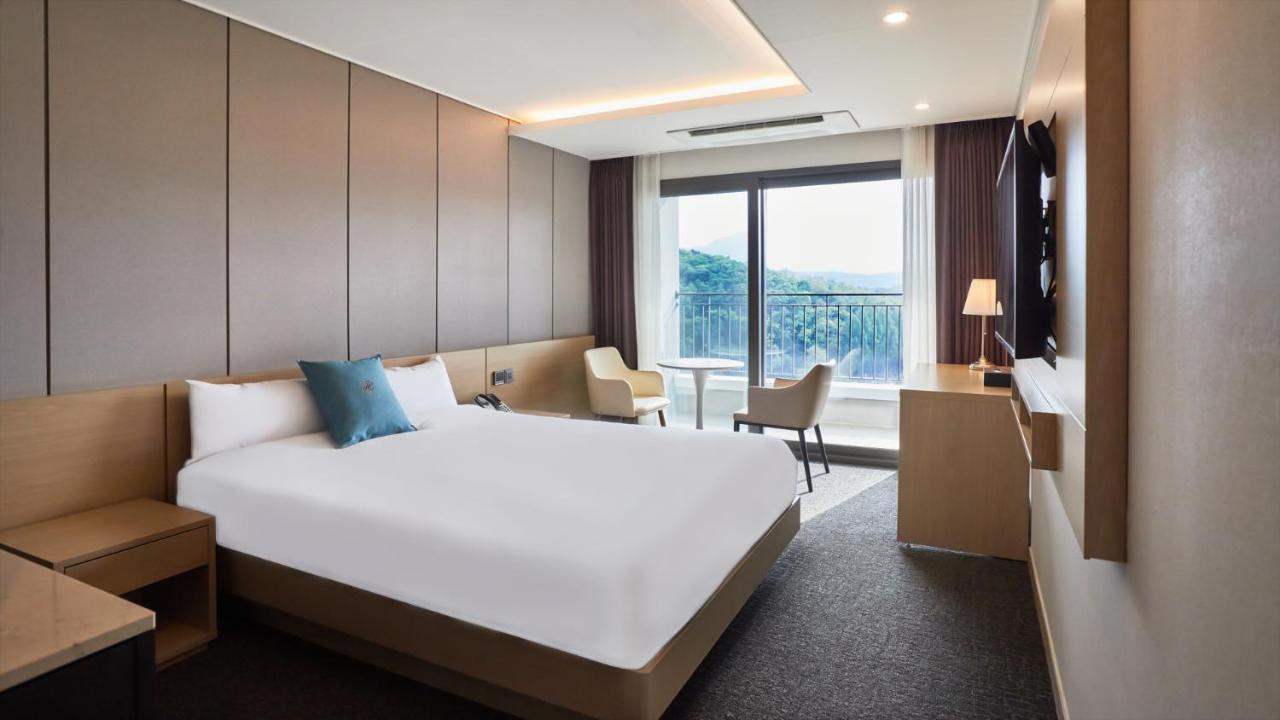 Chuncheon Eston Hotel Εξωτερικό φωτογραφία