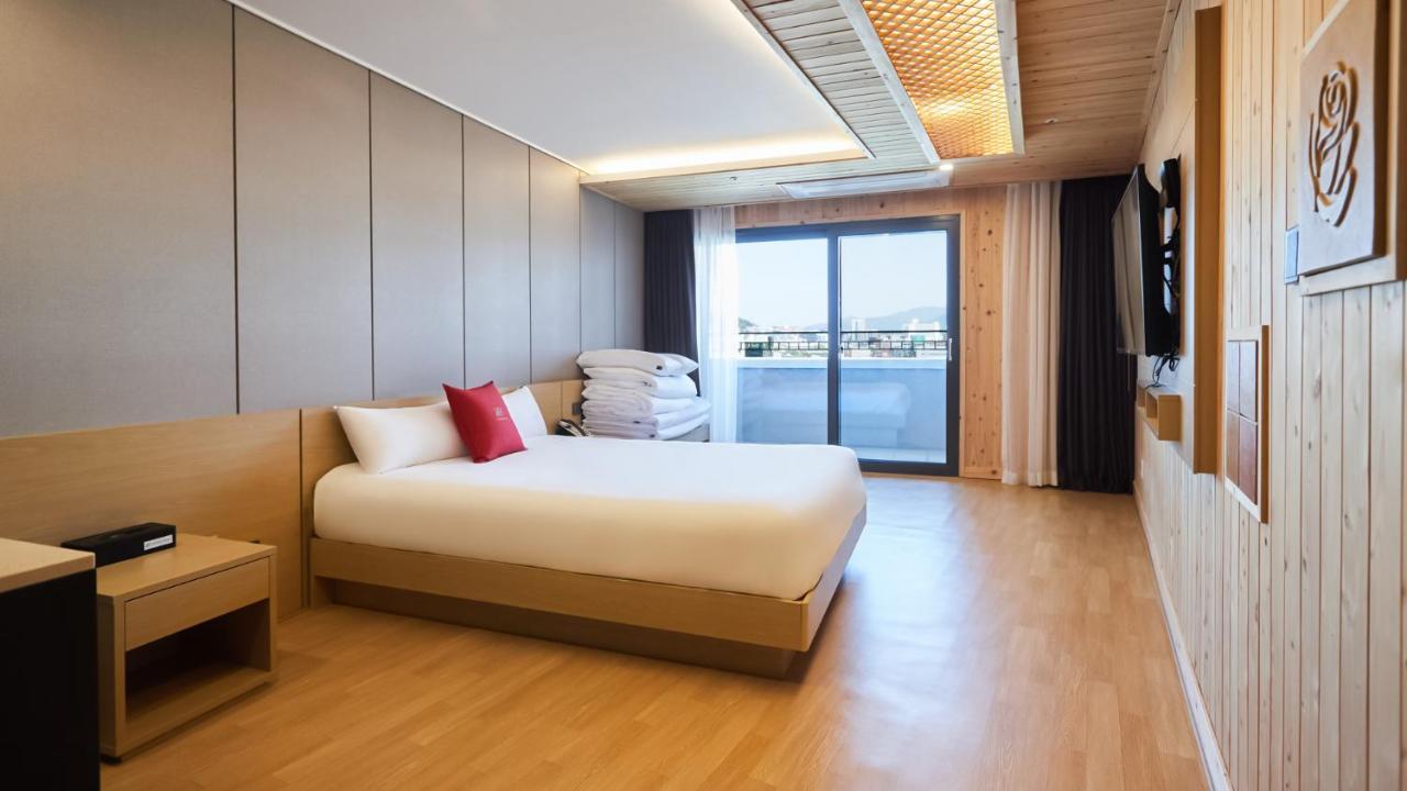Chuncheon Eston Hotel Εξωτερικό φωτογραφία